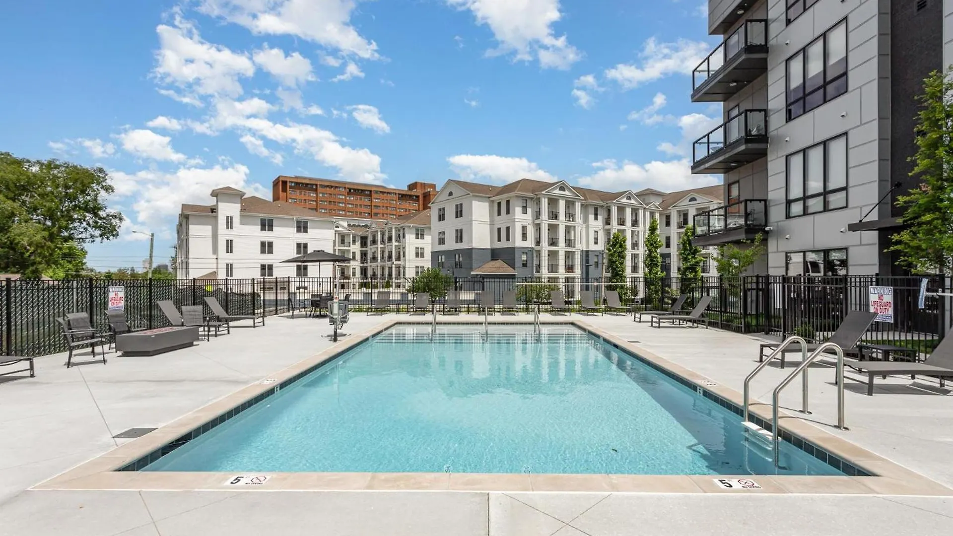 Villa Misty-Odyssey-Mins To Broadway-Pool & Full Gym! Nashville Сasa de vacaciones